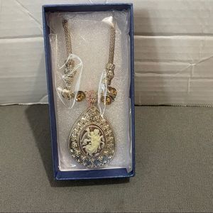 NWT! NIB! Cameo Necklace